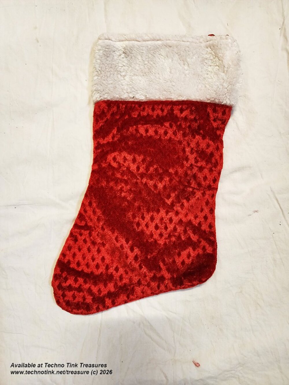 Christmas Stocking - Red White Stippled/Red diamond-texture velour Xmas Stocking